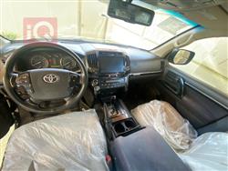 تۆیۆتا لاند کروزەر